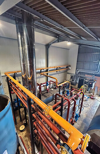 https://plumberfloreat.com.au/uploads/2025/06/commercial-plumbing-441390.jpg