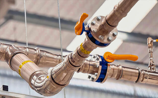 https://plumberfloreat.com.au/uploads/2025/06/commercial-plumbing-790646.jpg