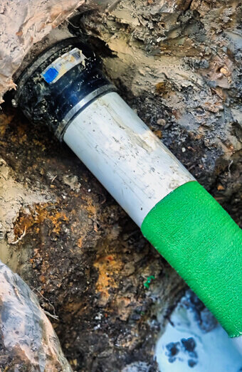 https://plumberfloreat.com.au/uploads/2025/06/pipe-relining-70155.jpg